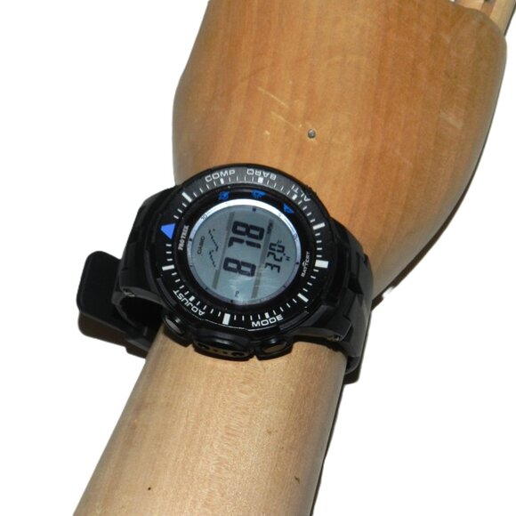 Casio Pro Trek PRG-300 Black Triple Sensor Watch 3443 Solar - Picture 1 of 9